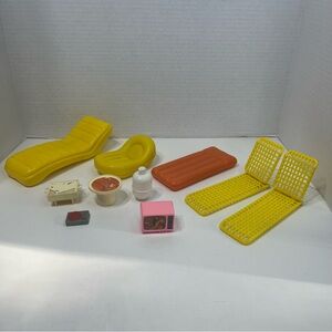 VINTAGE Barbie doll pool side accessories and tv lot toys Mattel
